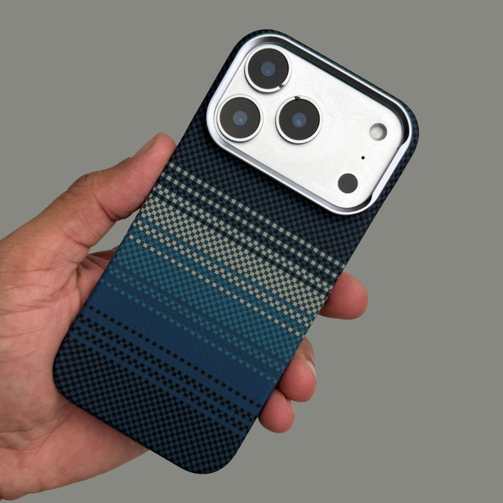 iPhone 17 ProMax Back Cover / Premium Carbon Fiber Texture Magsafe Case