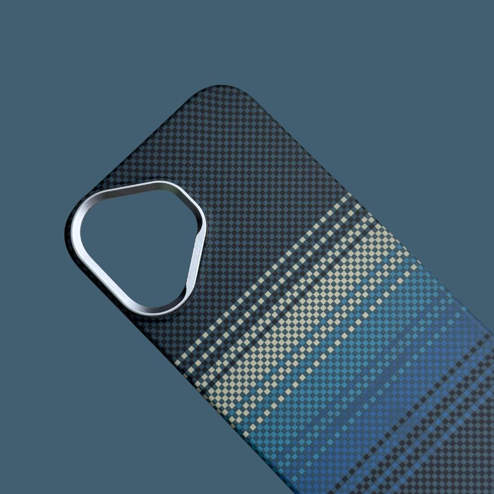 iPhone 17 Back Cover / Premium Carbon Fiber Texture Magsafe Case