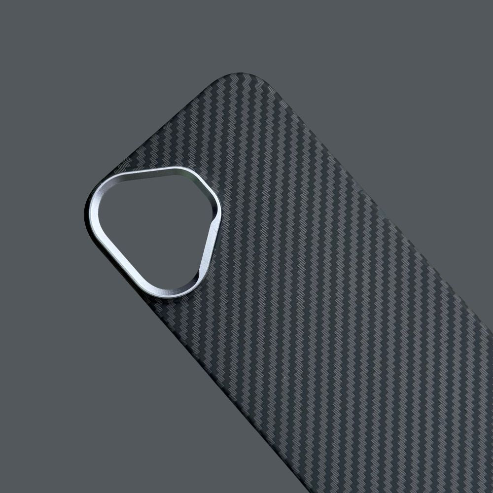 iPhone 17 Back Cover / Premium Carbon Fiber Texture Magsafe Case