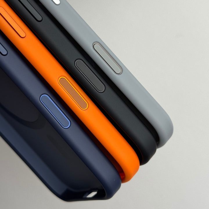 iPhone 17 Back Cover / Premium Silicone Case