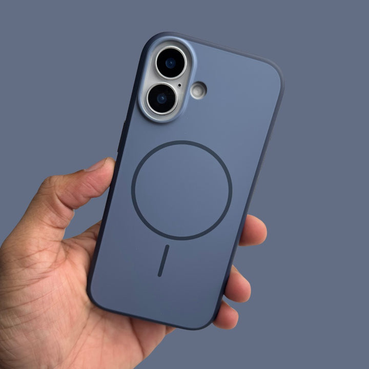 iPhone 17 Back Cover / Premium Silicone Case