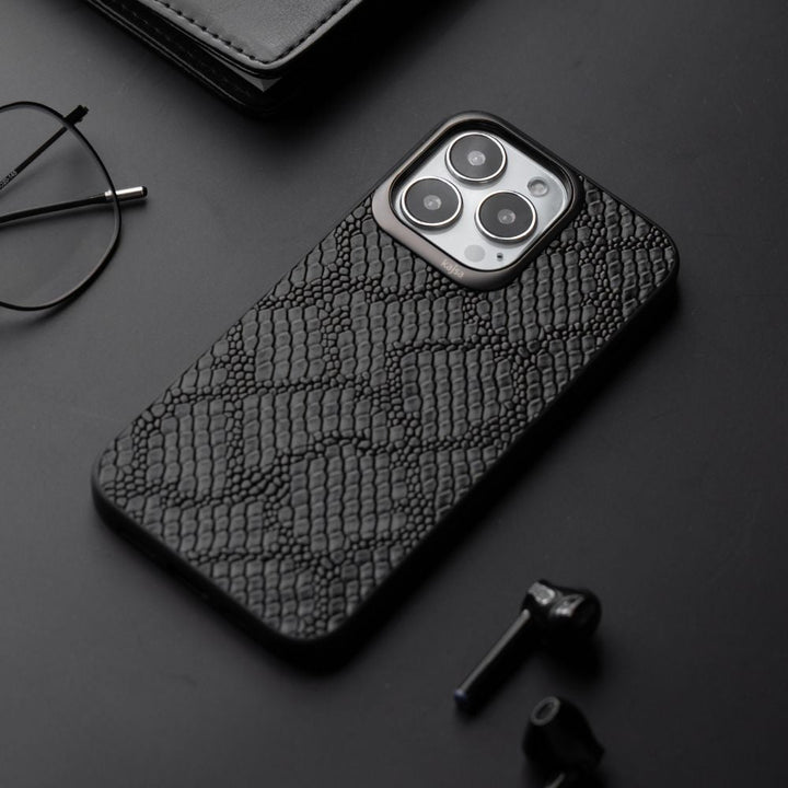 iPhone 13 Pro Back Cover / Complex Series Genuine Leather Case