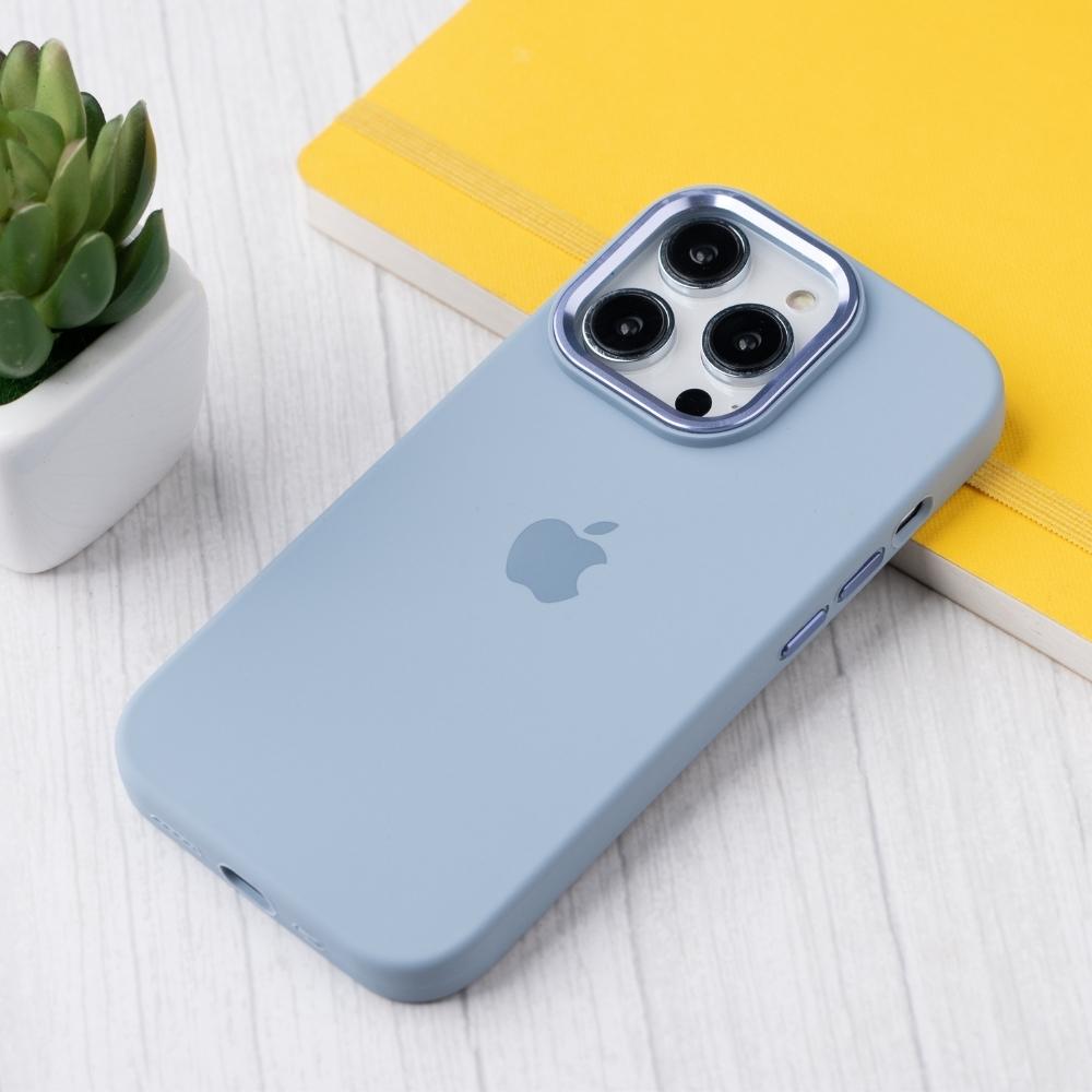 iPhone 14 Pro Back Cover / Silicone Luxury Protective Case